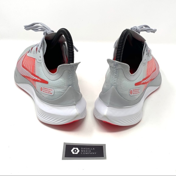 Nike Air Zoom Gravity Womens Running Shoes Size 8.5 Platinum  Nike Zoom Gravity Running Shoes, Pure Platinum